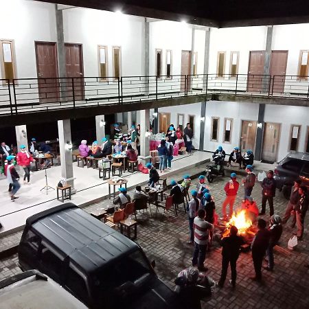 Bromo Backpacker Tosari Lägenhet Pasuruan Exteriör bild