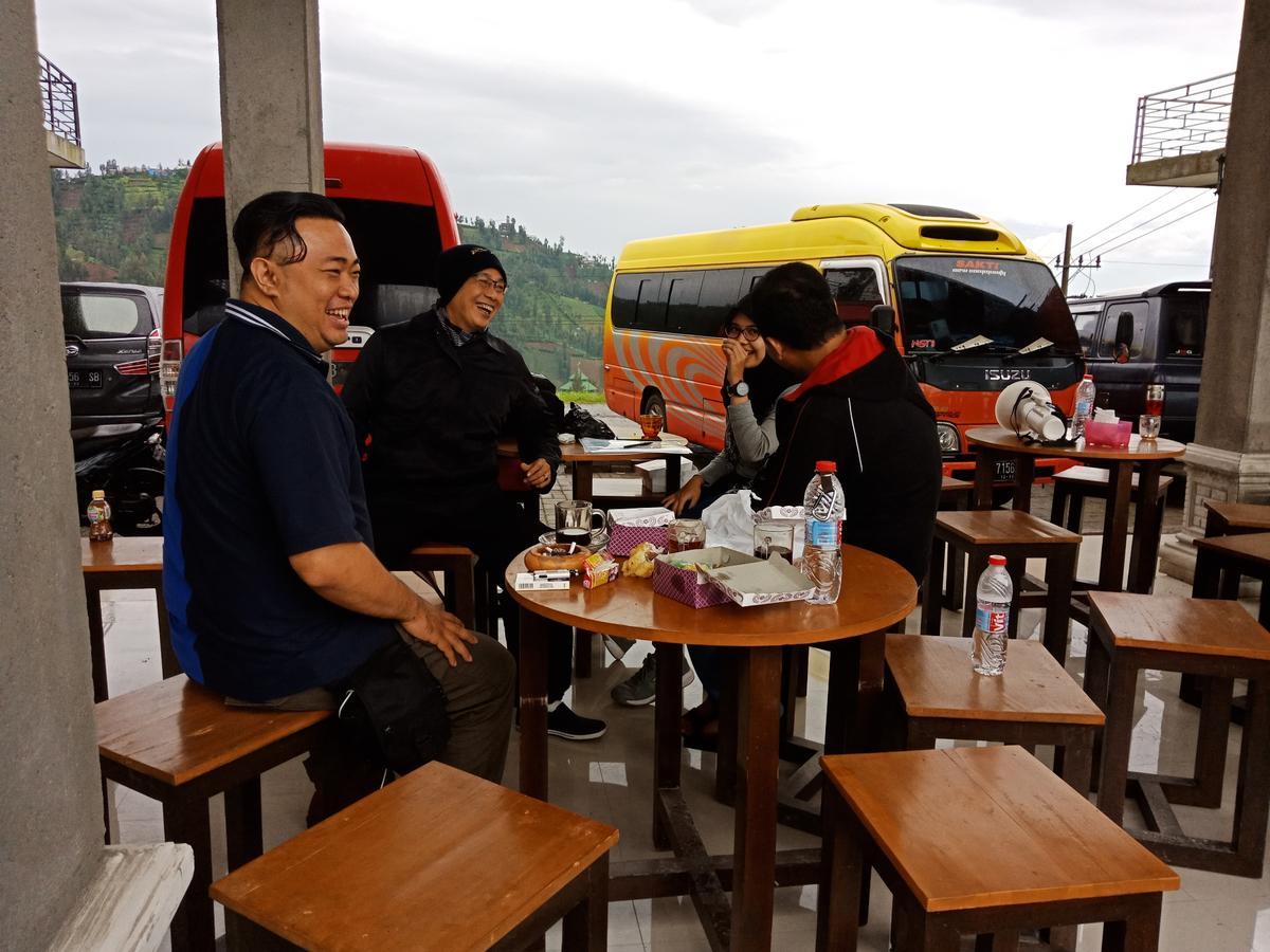 Bromo Backpacker Tosari Lägenhet Pasuruan Exteriör bild